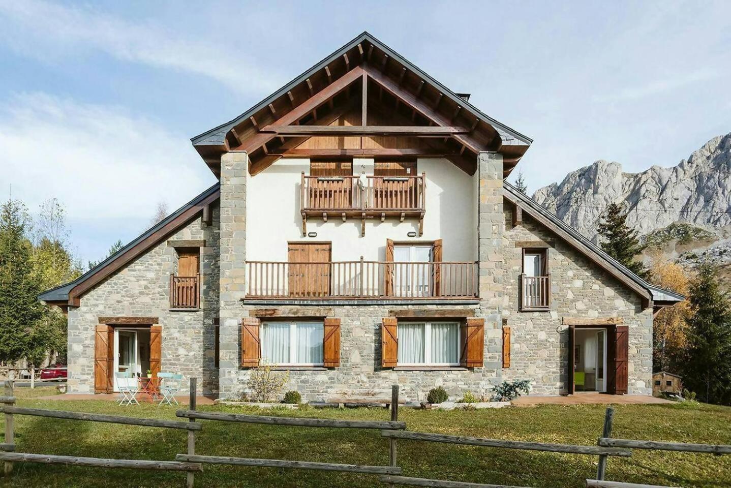 RESPOMUSO - Formigal, con jardín y tus mascotas son bienvenidas Exterior foto